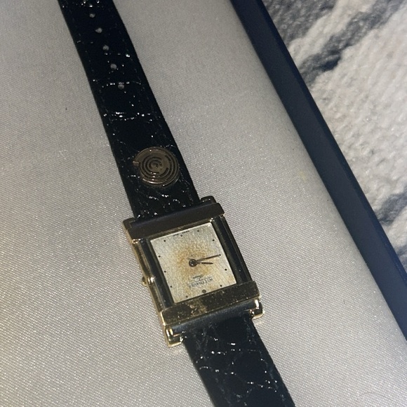 Wittnauer Black and Gold Watch